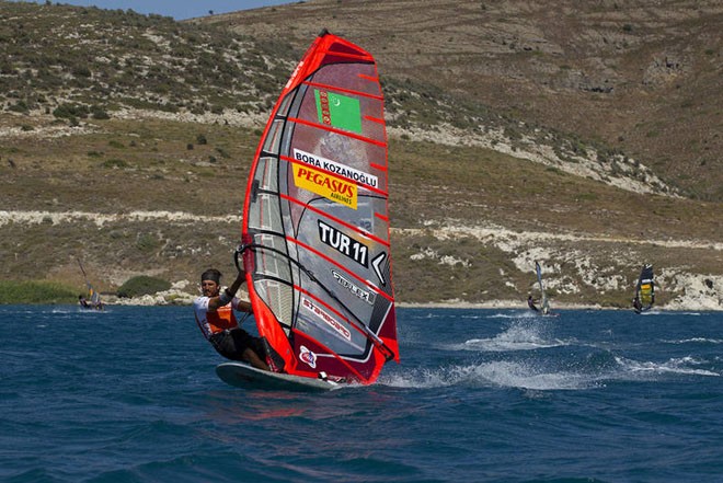 Bora Kozonaglu - PWA Pegasus Airlines World Cup 2012 ©  John Carter / PWA http://www.pwaworldtour.com